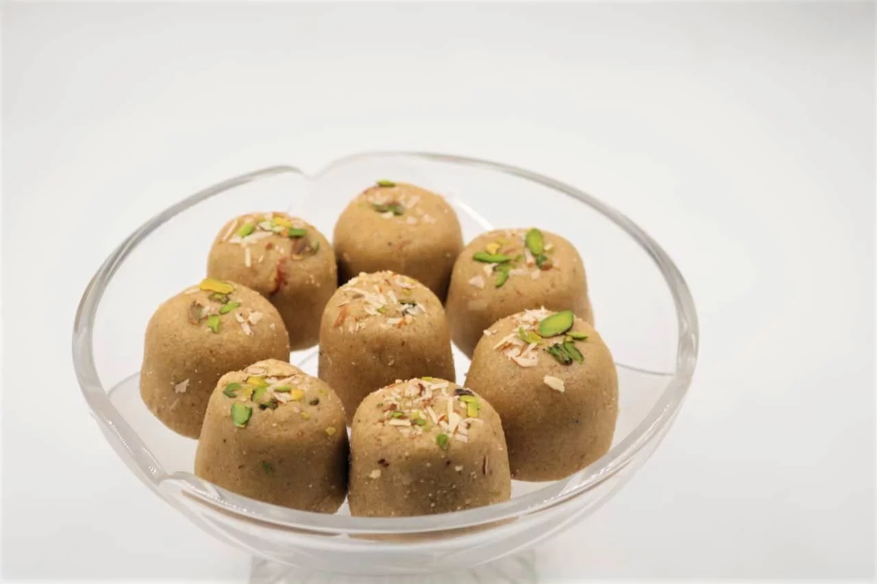 Home Made Aata Laddu – 400 gms